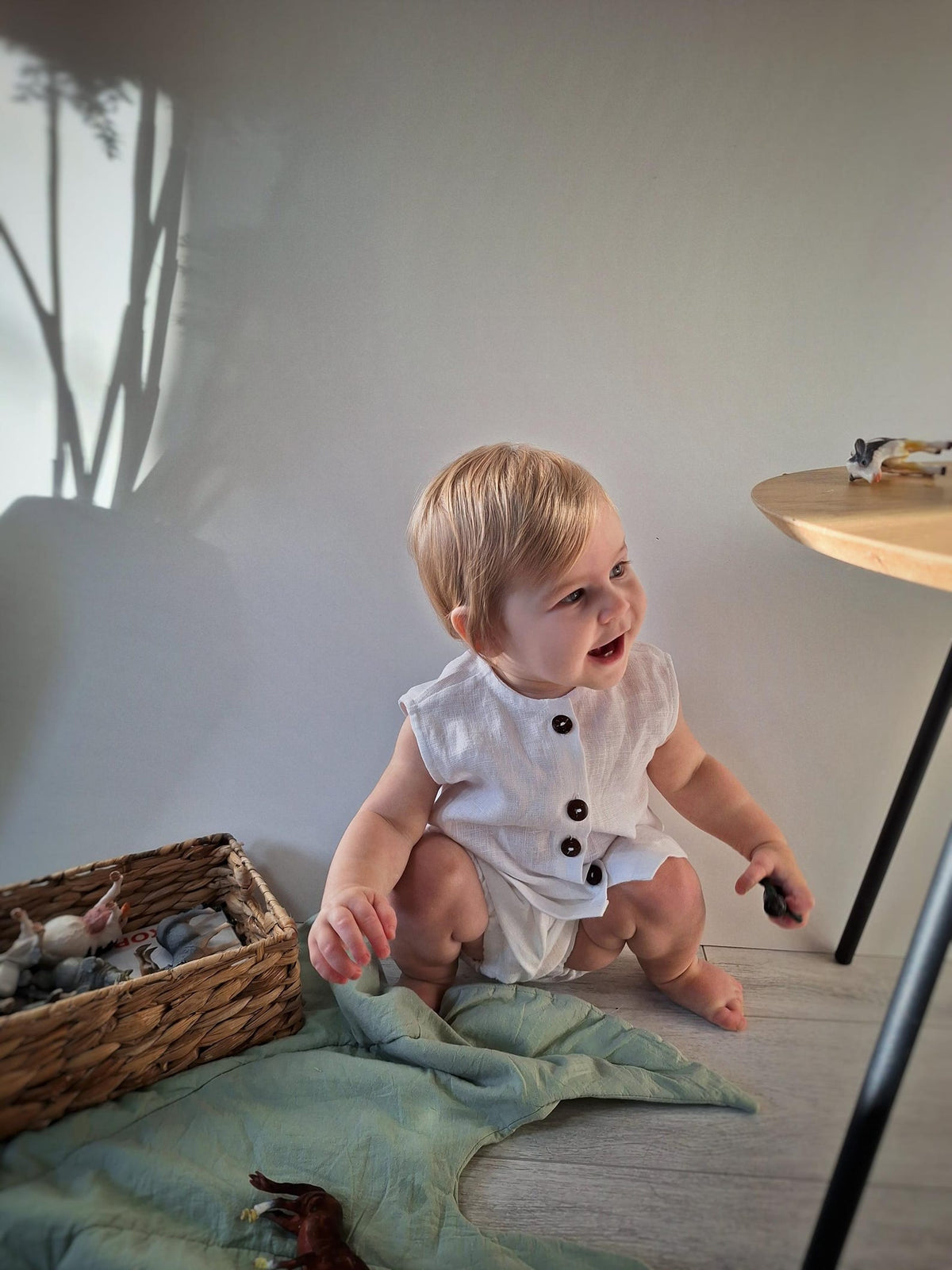Lullowear® Handgefertigtes Baby- & Kleinkind-Set aus Naturleinen mit Ärmellosem Top und Bloomer-Hose