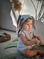 Lullowear® Handgefertigte Baby-Mütze aus Naturleinen mit Hasenohren & Bindeband